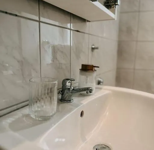 Apartment Im Herzen Essens! Zentral, Messe Uniklinikum Nah! Ho2l *